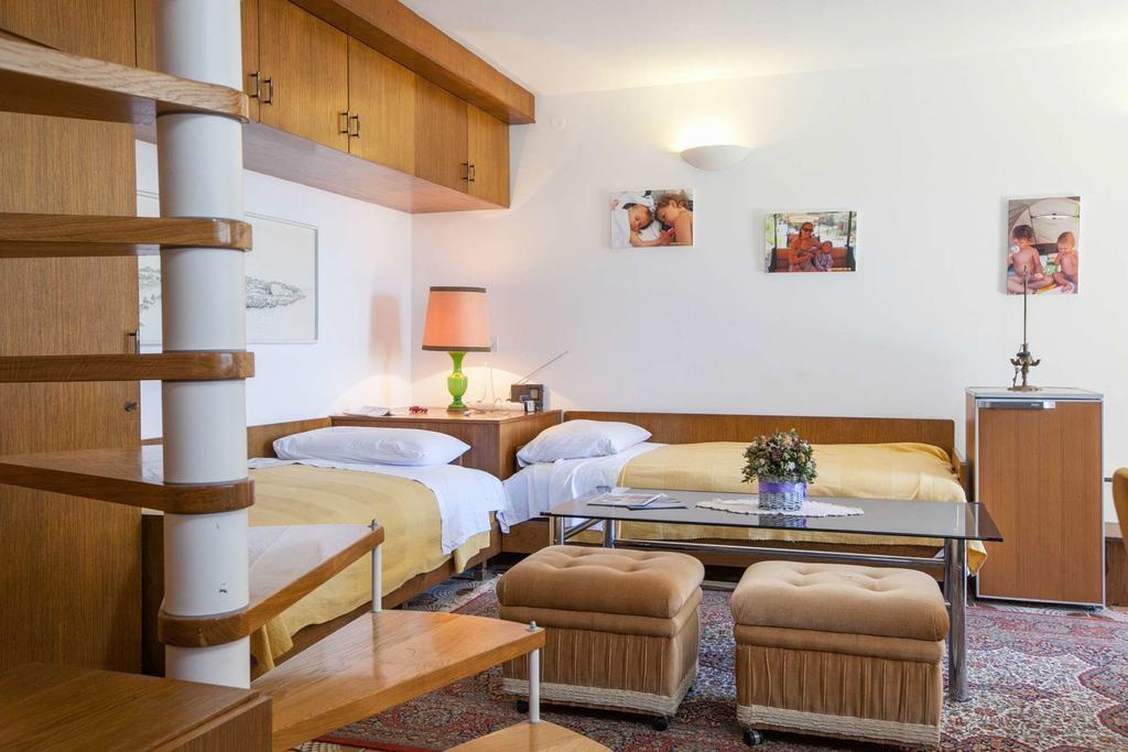 Holiday Home Luma Podgora Rom bilde